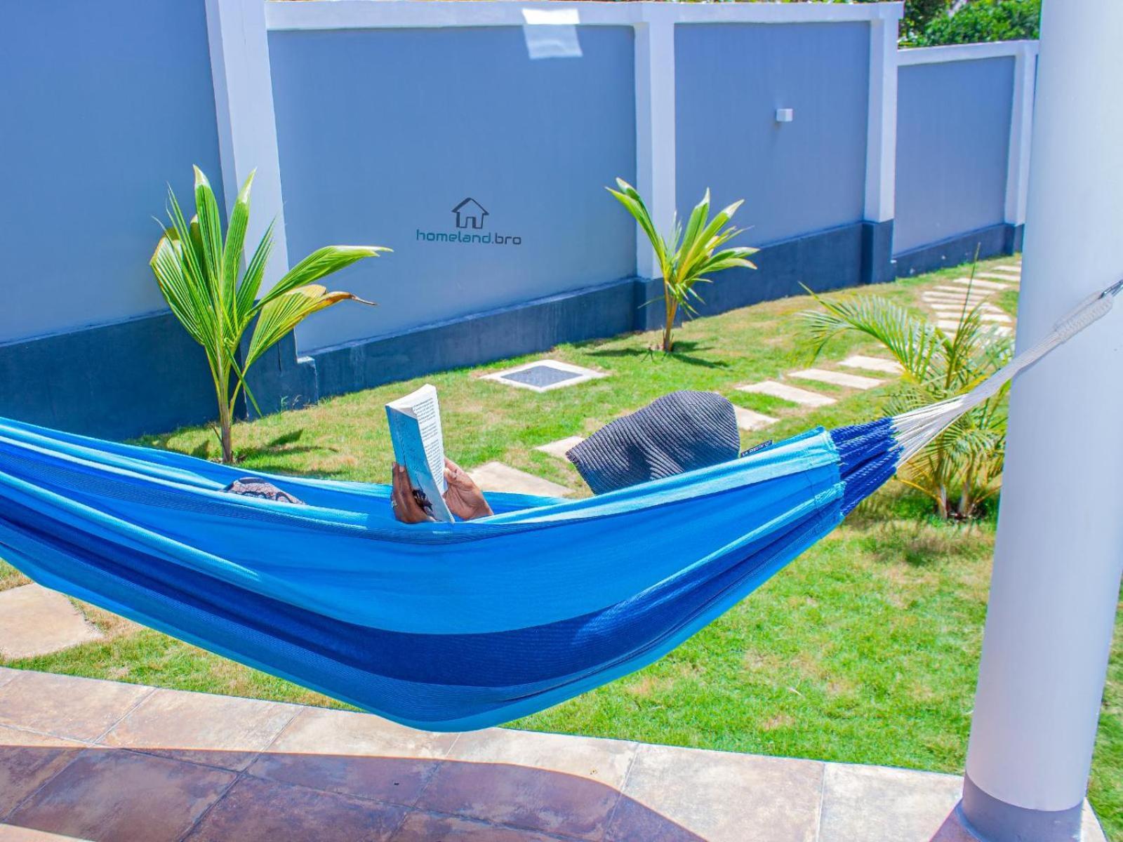 Homeland Bro Dar es Salaam Esterno foto